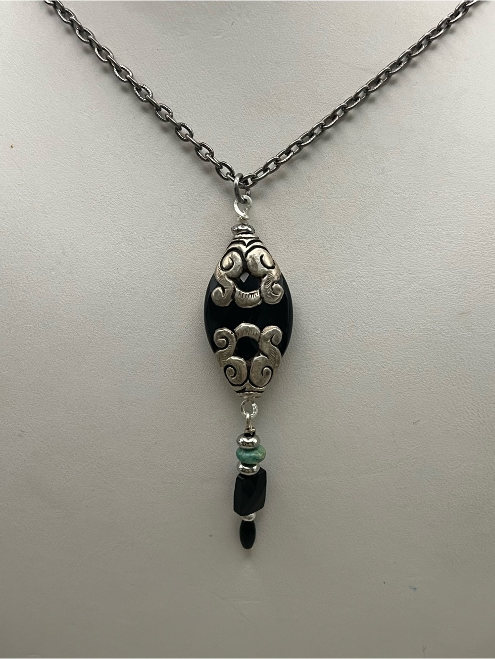 Boho Tibetan Silver Tone Pendant Necklace Blk Onyx Turquoise Bead Y2K Statement